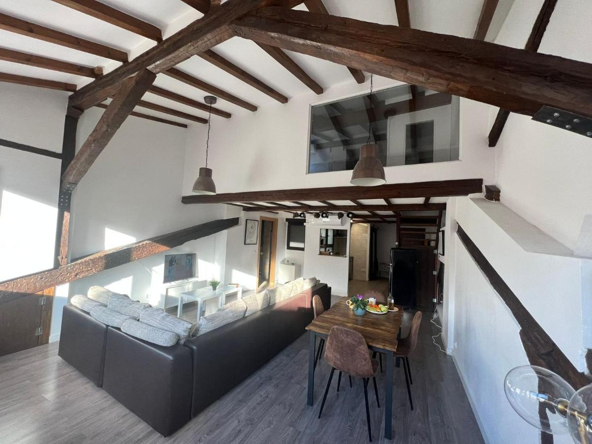 Old Town Loft - Cathedral Views. Apartment Logrono Bagian luar foto