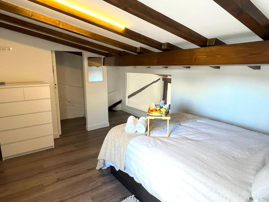 Old Town Loft - Cathedral Views. Apartment Logrono Bagian luar foto
