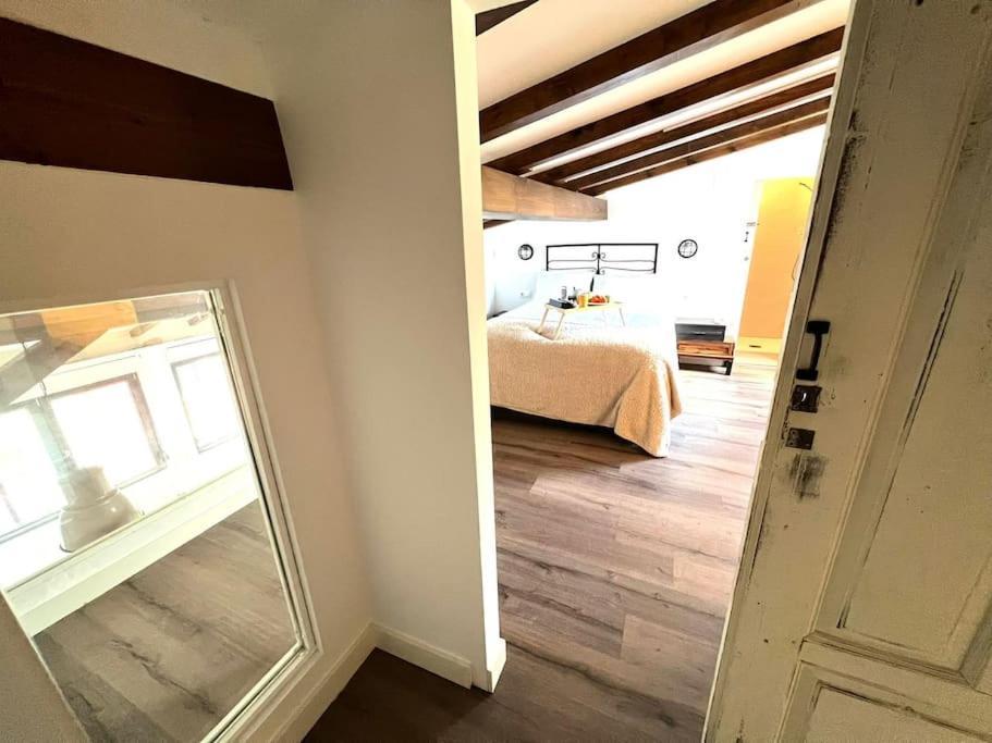 Old Town Loft - Cathedral Views. Apartment Logrono Bagian luar foto